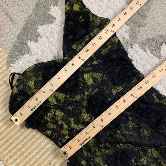BCBGMaxAzria Jennifer One Shoulder Black Yellow Lace Floral Sheath Dress 0 XS - Picture 10 of 12